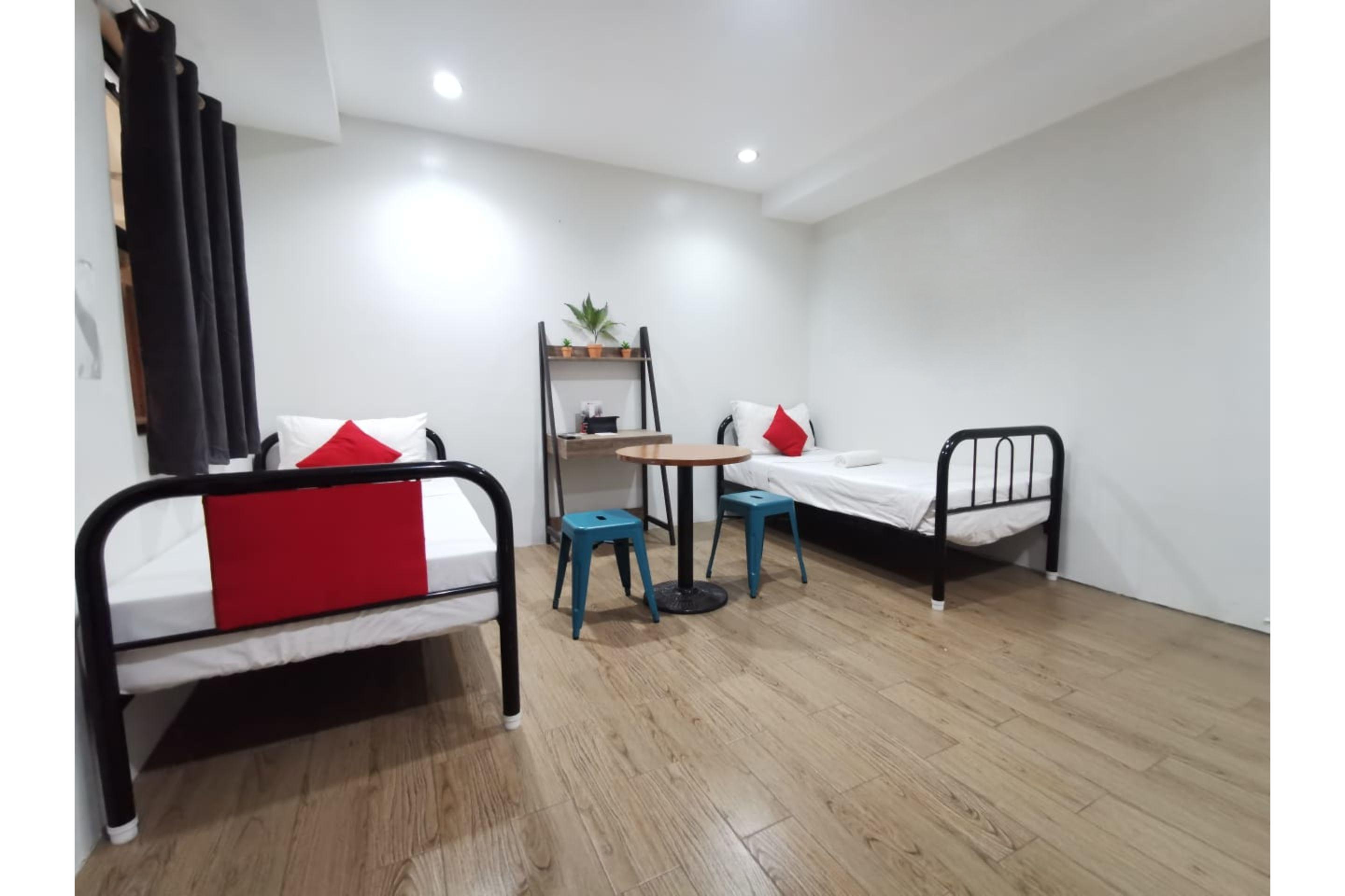 OYO 443 Maria Cristina Arcade Suites Cebu Exterior foto