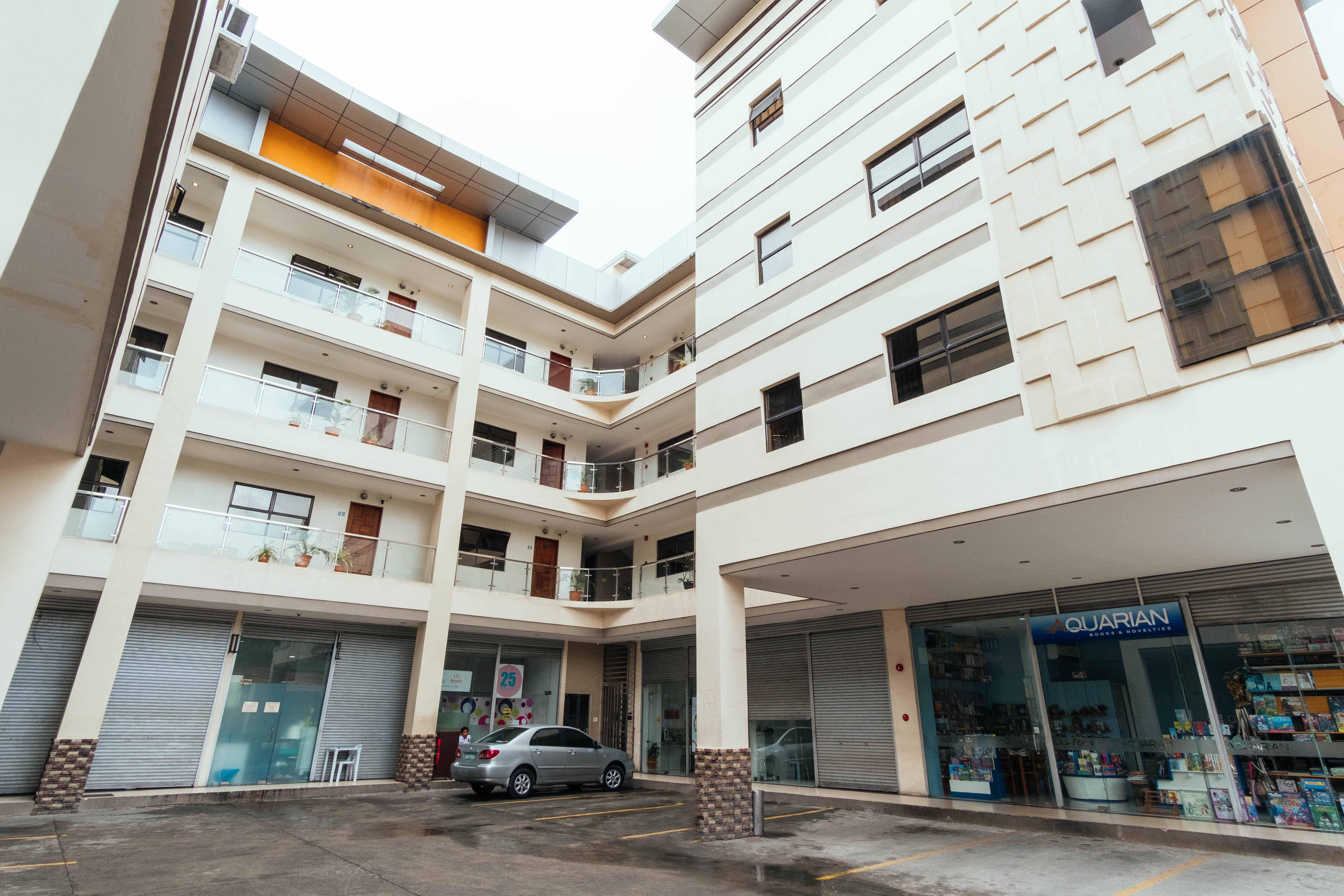 Oyo 443 Maria Cristina Arcade Suites Cebu Exterior foto